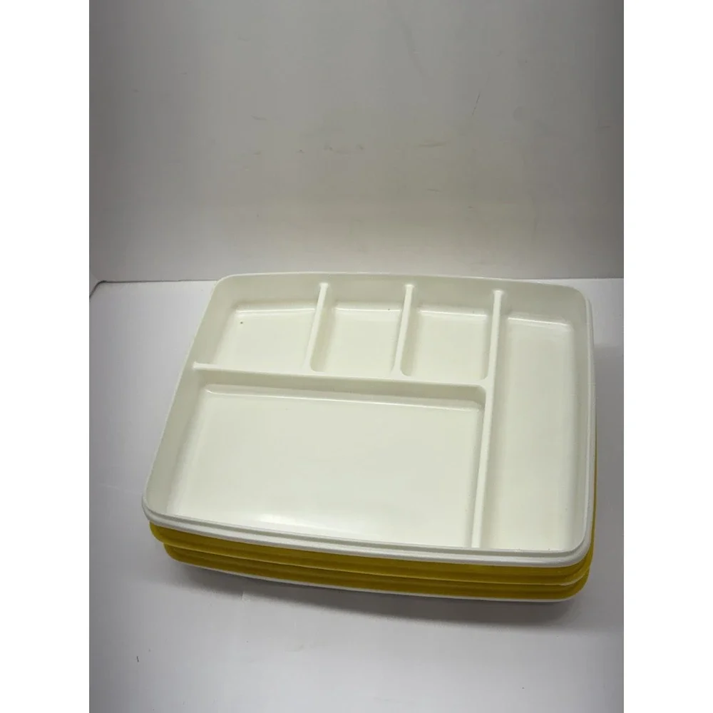 Tupperware product set